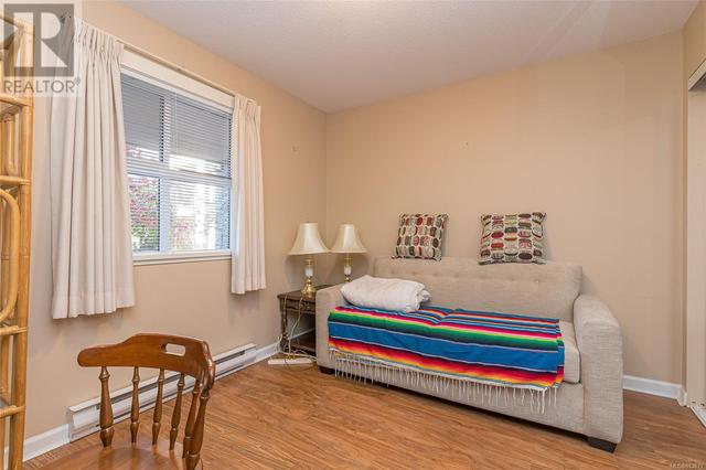 122 - 3969 Shelbourne St, Condo with 2 bedrooms, 2 bathrooms and 1 parking in Saanich BC | Image 19