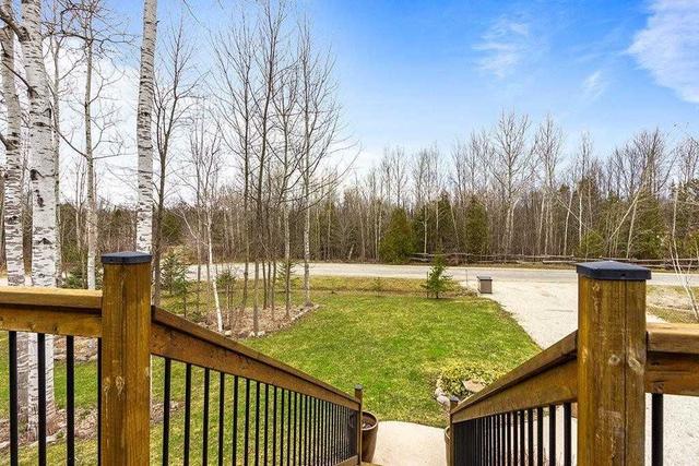104 Maple Dr, House detached with 3 bedrooms, 2 bathrooms and 6 parking in Northern Bruce Peninsula ON | Image 8