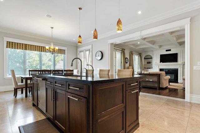 298 Glen Park Ave, House detached with 4 bedrooms, 5 bathrooms and 4 parking in Toronto ON | Image 4