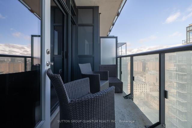 lph3 - 400 Adelaide St E, Condo with 3 bedrooms, 2 bathrooms and 1 parking in Toronto ON | Image 10