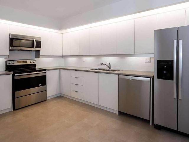 1004 - 110 Bloor St W, Condo with 1 bedrooms, 1 bathrooms and 1 parking in Toronto ON | Image 6