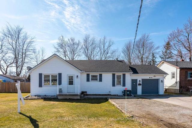 675 Crescent Rd, House detached with 3 bedrooms, 1 bathrooms and 4 parking in Fort Erie ON | Image 1