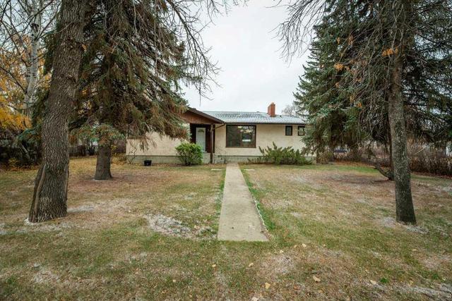 301 3 Avenue, House detached with 4 bedrooms, 2 bathrooms and 4 parking in Bassano AB | Image 31
