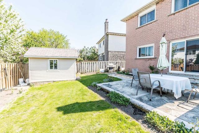 4323 Burnaby Crt, House detached with 3 bedrooms, 3 bathrooms and 5 parking in Mississauga ON | Image 32