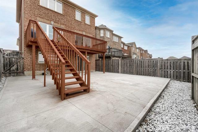 30 Birch Lake Crt, House detached with 4 bedrooms, 4 bathrooms and 3 parking in Brampton ON | Image 33