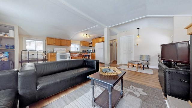2806 Cumberland Rd, House detached with 2 bedrooms, 1 bathrooms and 3 parking in Severn ON | Image 29