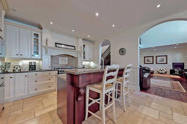 93 36th St N, House detached with 4 bedrooms, 5 bathrooms and 8 parking in Wasaga Beach ON | Image 2
