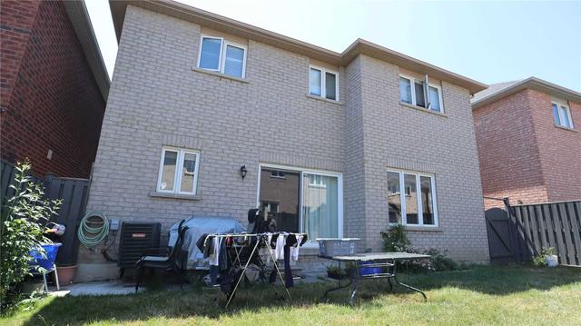 7 Atira Ave, House detached with 4 bedrooms, 4 bathrooms and 3 parking in Brampton ON | Image 6