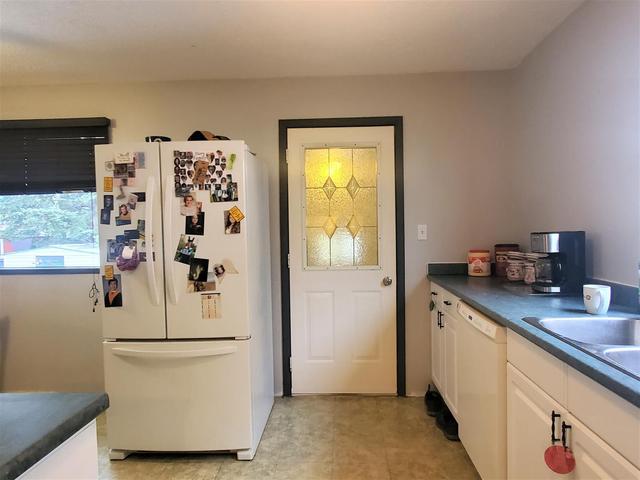 9938 70 Avenue, House detached with 4 bedrooms, 2 bathrooms and 3 parking in Grande Prairie AB | Image 18