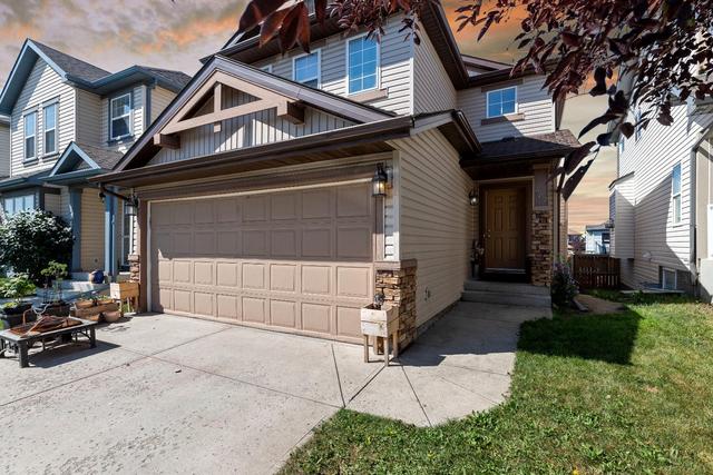 302 Covecreek Close Ne, House detached with 3 bedrooms, 2 bathrooms and 4 parking in Calgary AB | Image 3