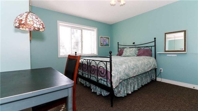 115 Letitia St, House detached with 2 bedrooms, 3 bathrooms and 9 parking in Barrie ON | Image 13