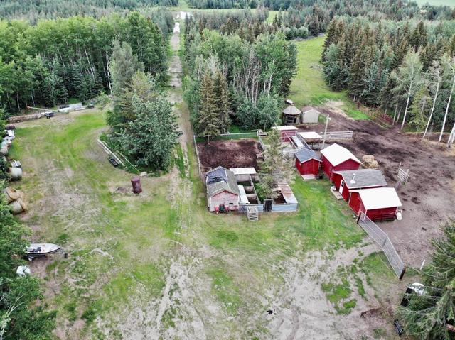 105307-a Rr 154, House detached with 7 bedrooms, 3 bathrooms and 20 parking in Mackenzie County AB | Image 36