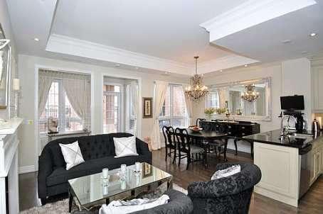 th20 - 20 Burkebrook Pl, Townhouse with 3 bedrooms, 3 bathrooms and 2 parking in Toronto ON | Image 2