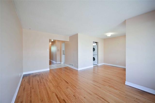 285 Vodden St E, House detached with 3 bedrooms, 2 bathrooms and 4 parking in Brampton ON | Image 22