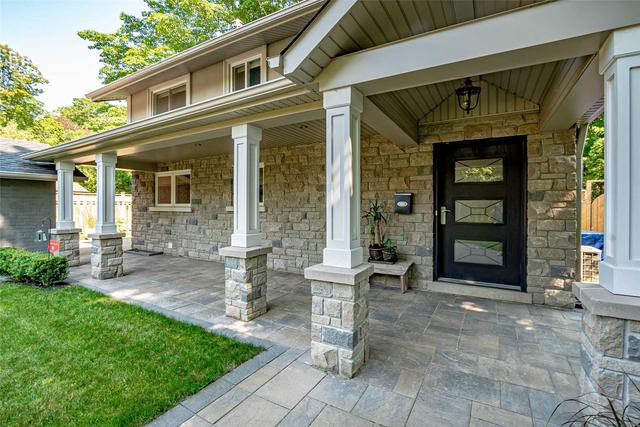 1974 Truscott Dr, House detached with 3 bedrooms, 4 bathrooms and 6 parking in Mississauga ON | Image 12