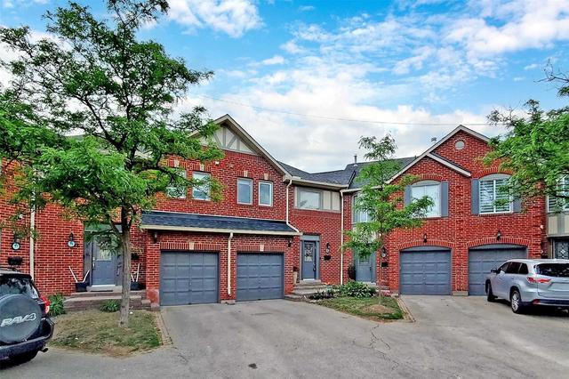 81 Beaumont Pl, Townhouse with 3 bedrooms, 3 bathrooms and 2 parking in Vaughan ON | Image 12
