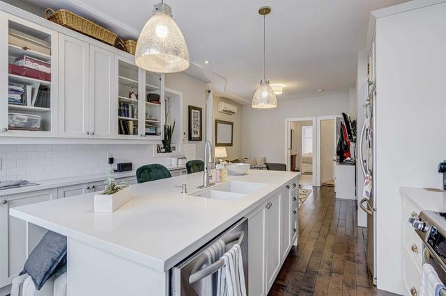 53 Crawford St, House semidetached with 4 bedrooms, 4 bathrooms and 2 parking in Toronto ON | Image 23