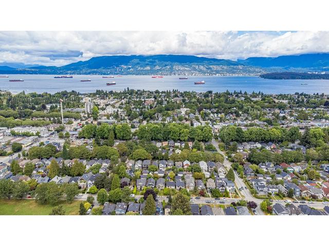 3505 W 12th Avenue, House detached with 4 bedrooms, 4 bathrooms and null parking in Vancouver BC | Image 38