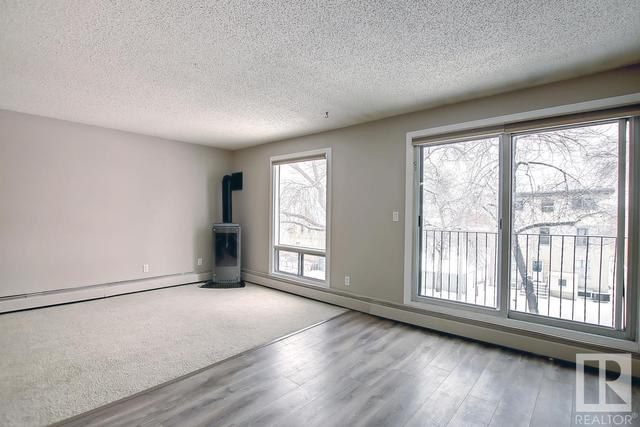 302 - 9323 105 Av Nw, Condo with 1 bedrooms, 1 bathrooms and null parking in Edmonton AB | Card Image