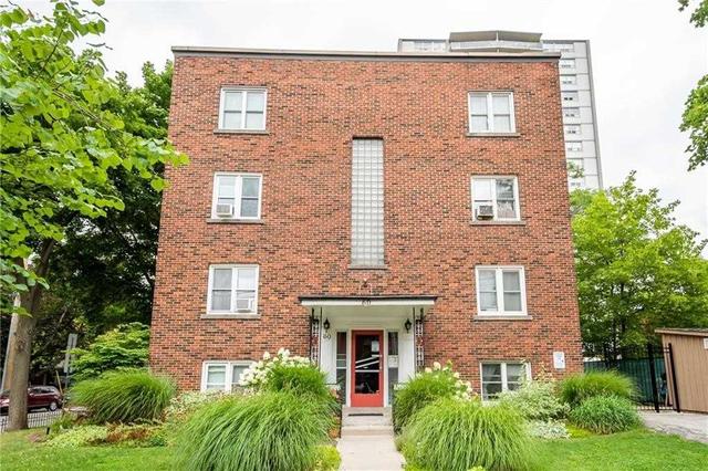 204 - 60 Robinson St, Condo with 1 bedrooms, 1 bathrooms and 0 parking in Hamilton ON | Image 1
