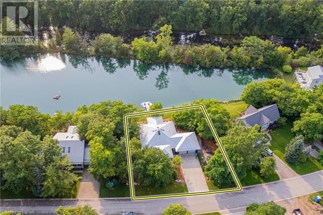 Let's take a closer look at this superb location, tucked away right in between Beach O' Pines & Huron Woods! | Image 6