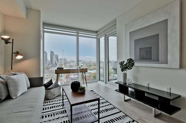 1411w - 27 Bathurst St, Condo with 1 bedrooms, 1 bathrooms and 0 parking in Toronto ON | Image 3