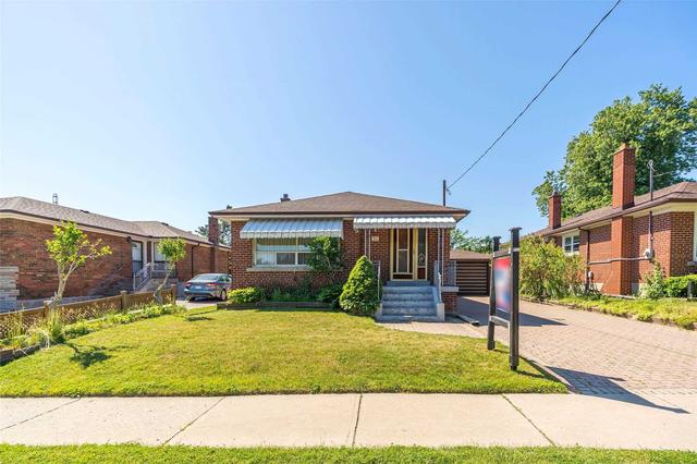 51 Medina Cres, House detached with 3 bedrooms, 2 bathrooms and 5 parking in Toronto ON | Image 12