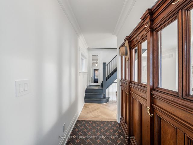 115 Sherwood Ave, House semidetached with 4 bedrooms, 5 bathrooms and 2 parking in Toronto ON | Image 23