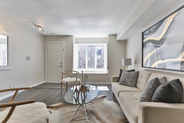 Th20 - 208 Niagara St, Townhouse with 3 bedrooms, 2 bathrooms and 1 parking in Toronto ON | Image 4