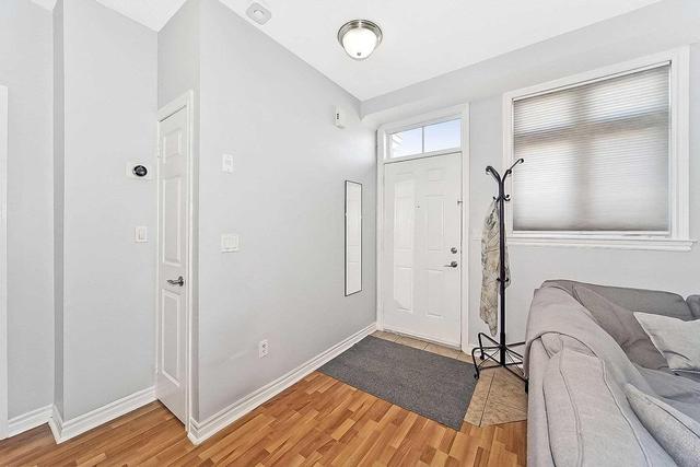 20 - 1949 Lawrence Ave W, Townhouse with 1 bedrooms, 1 bathrooms and 1 parking in Toronto ON | Image 2