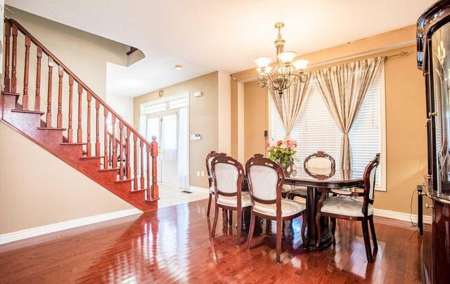 15 Braddock Dr, House detached with 4 bedrooms, 4 bathrooms and 4 parking in Brampton ON | Image 5