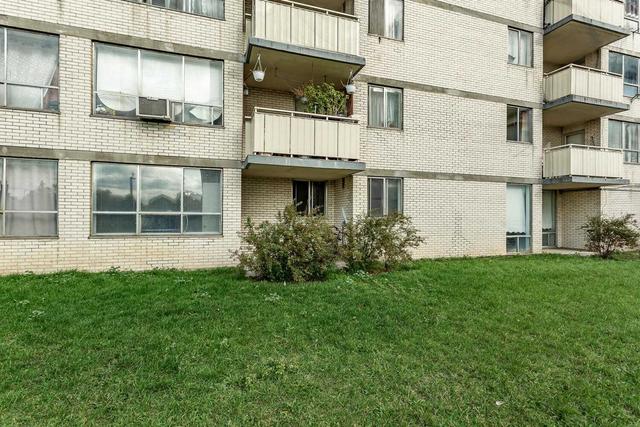 102 - 320 Dixon Rd, Condo with 2 bedrooms, 1 bathrooms and 1 parking in Toronto ON | Image 28