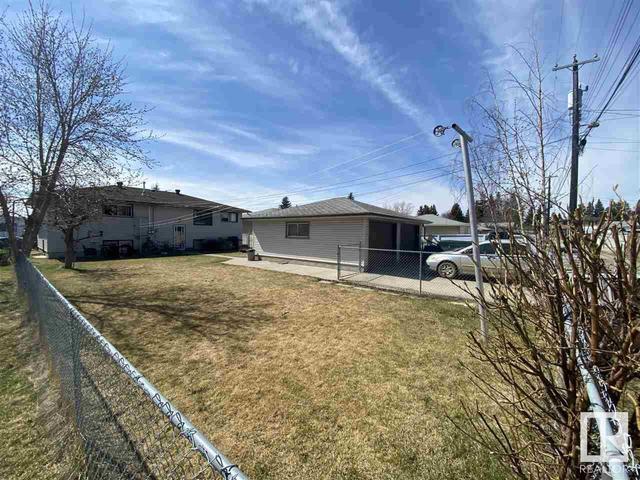 7312 79 Av Nw, House other with 5 bedrooms, 2 bathrooms and null parking in Edmonton AB | Image 6