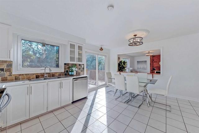 1 Sala Dr, House detached with 4 bedrooms, 4 bathrooms and 4 parking in Richmond Hill ON | Image 7