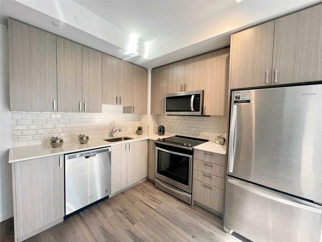 460 - 60 Ann O'reilly Rd, Condo with 2 bedrooms, 2 bathrooms and 1 parking in Toronto ON | Image 8