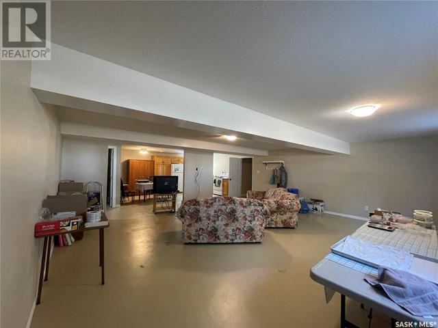 140 3rd Street W, House detached with 6 bedrooms, 4 bathrooms and null parking in Pierceland SK | Image 21