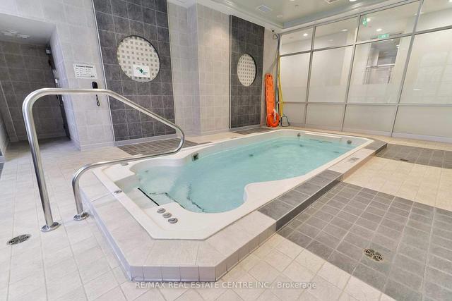 1013 - 55 Strathaven Dr, Condo with 2 bedrooms, 2 bathrooms and 1 parking in Mississauga ON | Image 26