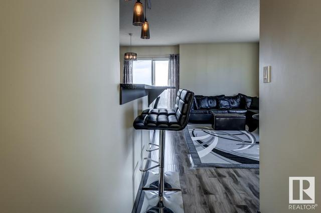 405 - 9707 105 St Nw, Condo with 2 bedrooms, 2 bathrooms and 1 parking in Edmonton AB | Image 15