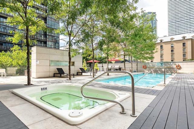 3508 - 110 Charles St E, Condo with 1 bedrooms, 1 bathrooms and 1 parking in Toronto ON | Image 10
