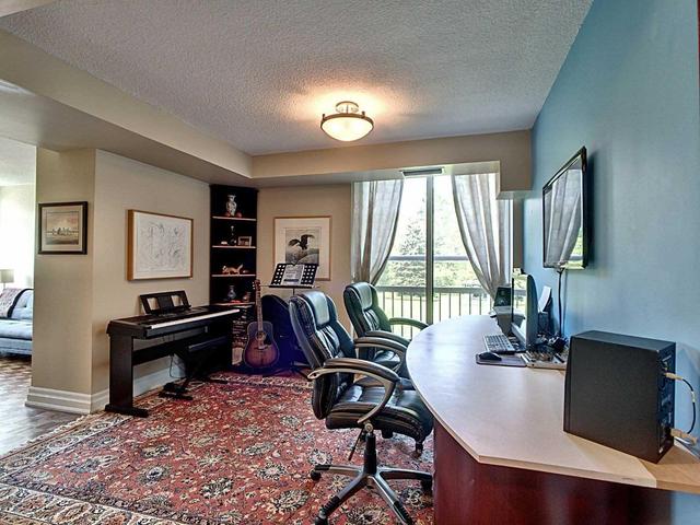 208 - 1359 White Oaks Blvd, Condo with 2 bedrooms, 2 bathrooms and 1 parking in Oakville ON | Image 12