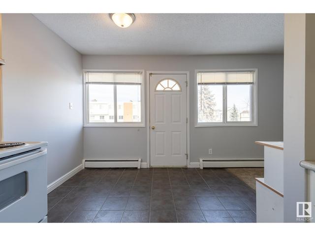 302 - 14520 52 St Nw, Condo with 3 bedrooms, 1 bathrooms and 1 parking in Edmonton AB | Image 19
