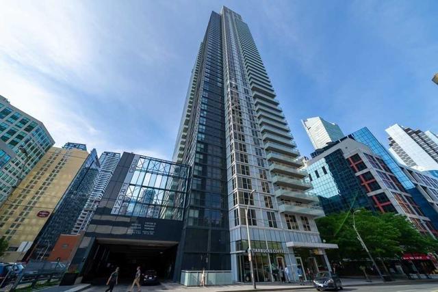 3510 - 300 Front St, Condo with 2 bedrooms, 2 bathrooms and 1 parking in Toronto ON | Image 1