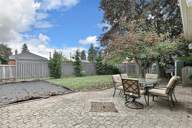 93 Portsdown Rd, House detached with 3 bedrooms, 4 bathrooms and 2 parking in Toronto ON | Image 31