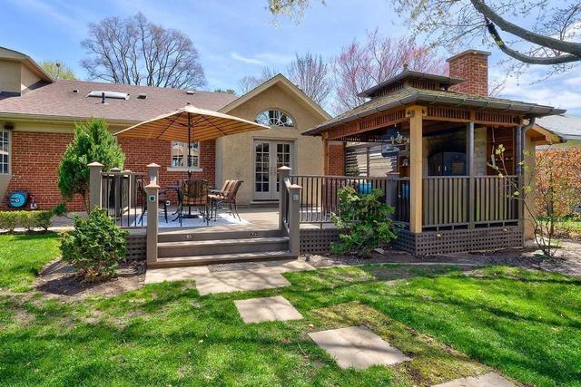 211 Radley Rd, House detached with 4 bedrooms, 3 bathrooms and 9 parking in Mississauga ON | Image 10