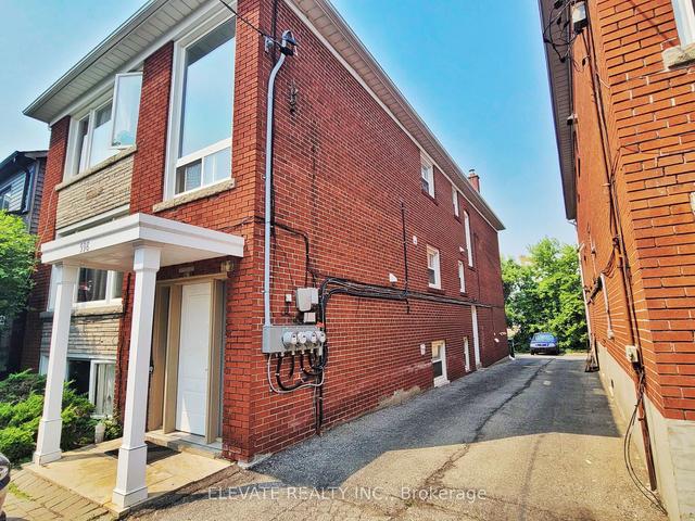 598 Lauder Ave, House detached with 6 bedrooms, 3 bathrooms and 4 parking in Toronto ON | Image 24