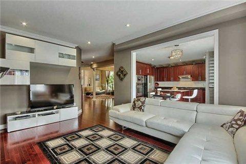82 Schuster Lane, House detached with 4 bedrooms, 5 bathrooms and 4 parking in Vaughan ON | Image 10