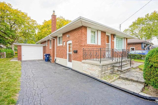1554 Pharmacy Ave, House detached with 3 bedrooms, 2 bathrooms and 5 parking in Toronto ON | Image 30