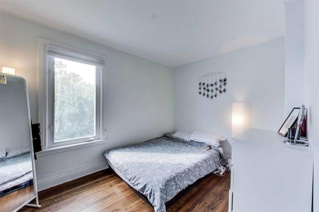 358 Brock Ave, House semidetached with 4 bedrooms, 2 bathrooms and 2 parking in Toronto ON | Image 7