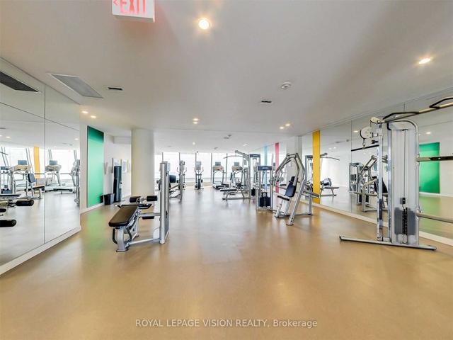 1001 - 832 Bay St, Condo with 1 bedrooms, 1 bathrooms and 0 parking in Toronto ON | Image 14