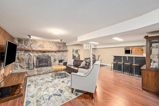 108 Tumbleweed Cres, House detached with 3 bedrooms, 2 bathrooms and 2 parking in London ON | Image 14